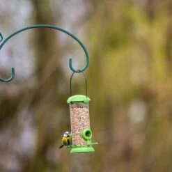 National Trust Kids Robin & Blackbird Mix 8 National Trust Kids Robin & Blackbird Mix -Nature Home Sales 300471021 280240121 robin blackbird mix national trust kids easyflip seed feeder sw low res 8470