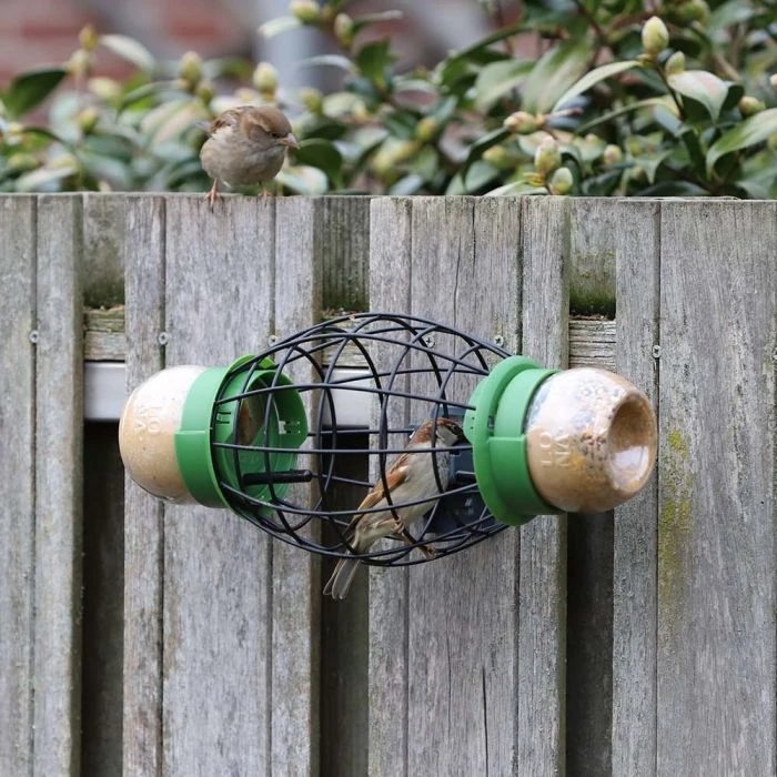 LONA Peanut Butter Feeder Guardian V10, Oval 3 LONA Peanut Butter Feeder Guardian V10, Oval